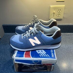 Brand new New balance size mens 13 with original box